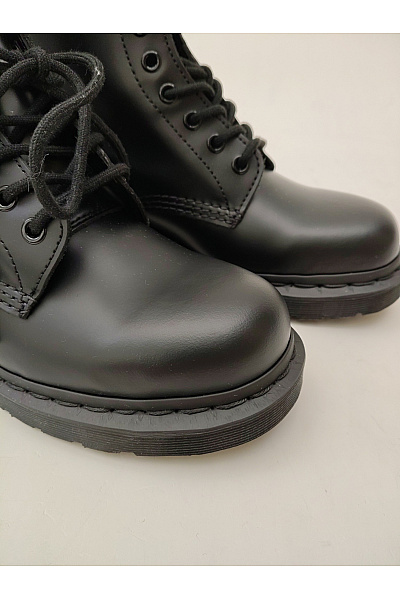 Dr.Martens Černé kotníkové šněrovací boty s kulatou špičkou | Dr.Martens | obrázek 6