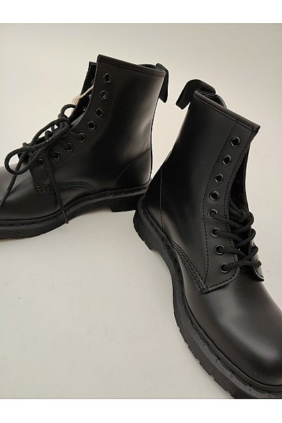Dr.Martens Černé kotníkové šněrovací boty s kulatou špičkou | Dr.Martens | obrázek 10