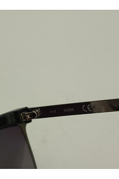 Guess Dámské sluneční brýle kočičí tvar černé | Guess | obrázek 5
