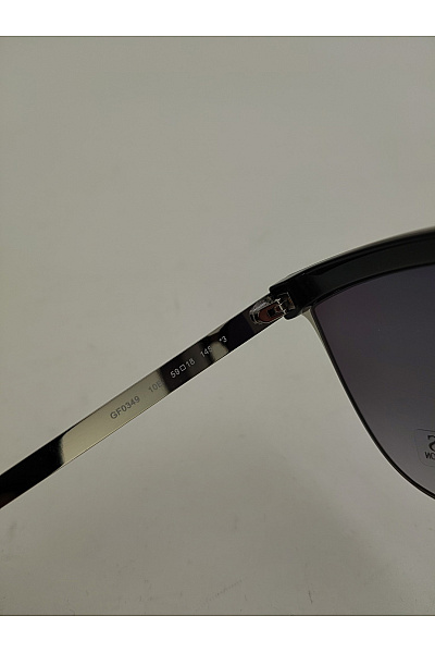Guess Dámské sluneční brýle kočičí tvar černé | Guess | obrázek 6