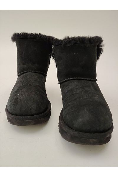 UGG Černé kotníkové válenky s kožíškem zimní Velikost EU 37 | UGG | obrázek 6