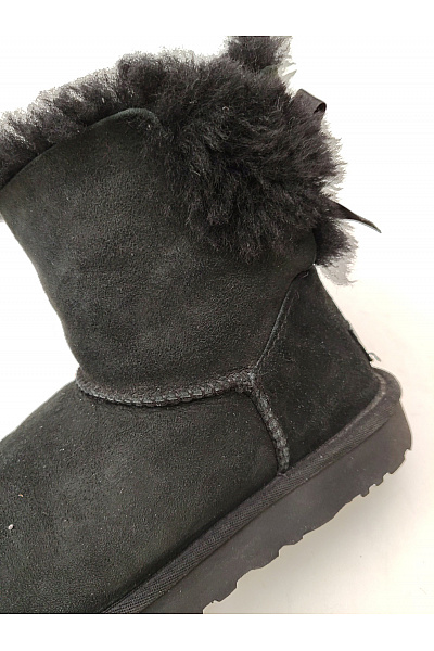 UGG Černé kotníkové válenky s kožíškem zimní Velikost EU 37 | UGG | obrázek 9