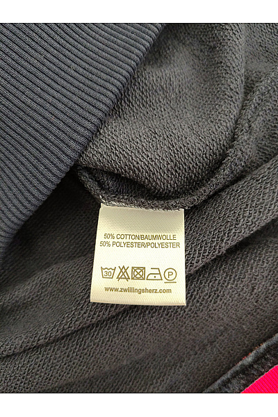 Zwillingsherz Černé bavlněné tričko s nápisem a prodlouženým zadním dílem Vel. L/XL | Zwillingsherz | obrázek 6