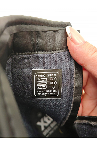Xti Černé prošívané zimní polokozačky na zip | Xti | obrázek 10