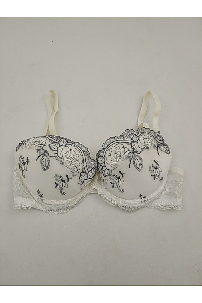 VALEA Černobílá krajková push up podprsenka s kosticemi Velikost EU 80B | VALEA | obrázek 2