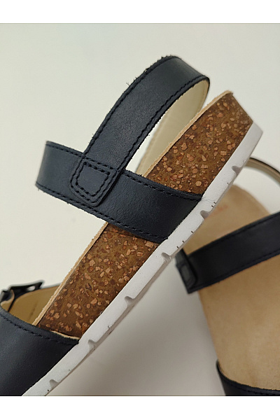 Clarks Černé dětské letní sandály s přezkou na platformě Vel. UK 12 G | Clarks | obrázek 9