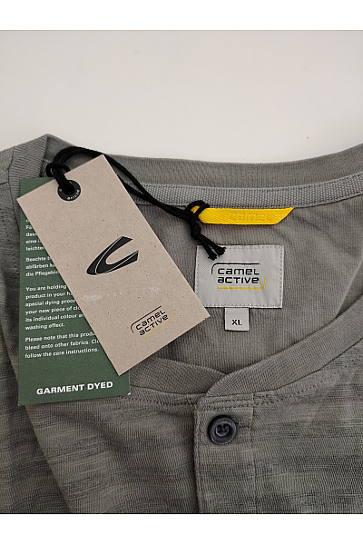 Camel active Šedé bavlněné pánské tričko henley s krátkým rukávem, kapsou a nápisem Velikost EU XL | camel active | obrázek 6
