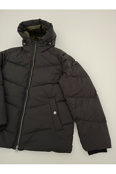 Woolrich Černá prošívaná zimní puffer bunda s kapucí Velikost XL | Woolrich | obrázek 3