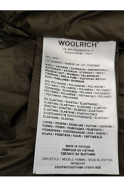 Woolrich Černá prošívaná zimní puffer bunda s kapucí Velikost XL | Woolrich | obrázek 7