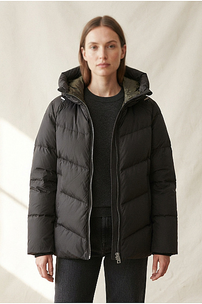 Woolrich Černá Prošívaná Zimní Puffer Bunda S Kapucí Velikost XL
