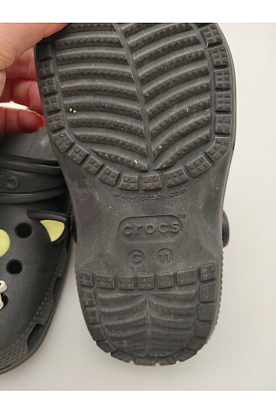 Crocs Dětské černé nazouváky s motivem kočky Velikost US 11 | crocs | obrázek 6