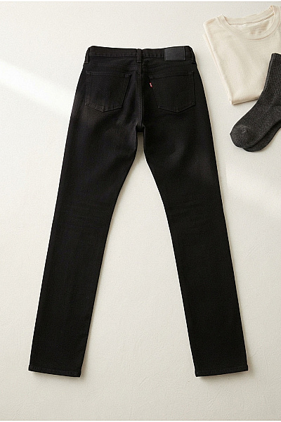 LEVIS Dámské černé úzké Džíny Velikost US 27