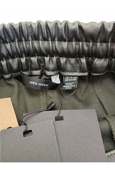 VERO MODA Černé dámské koženkové kalhoty s vysokým pasem a kapsami Velikost US XS/32 | VERO MODA | obrázek 5