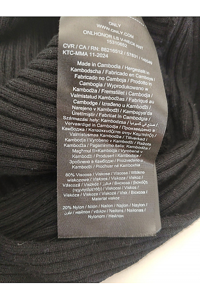 ONLY Černý zavinovací crop top s dlouhým rukávem a hlubokým výstřihem Vel. M | ONLY | obrázek 7