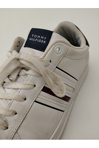 TOMMY HILFIGER Pánské tenisky Essential Court Sneaker Stripes Bílé Vel. EU 43 | TOMMY HILFIGER | obrázek 7