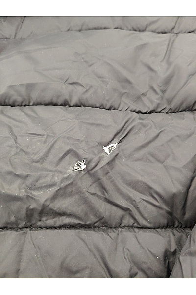 4F Černá chlapecká prošívaná bunda s kapucí outdoor Velikost 158 | 4F  | obrázek 9