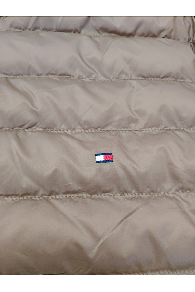 TOMMY HILFIGER Hnědá prošívaná přechodová bunda se zipem | TOMMY HILFIGER | obrázek 5