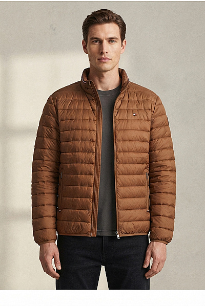 TOMMY HILFIGER Hnědá Prošívaná Přechodová Bunda Se Zipem