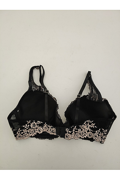Černá krajková push up podprsenka s ozdobnými ramínky | Unimoda | obrázek 4