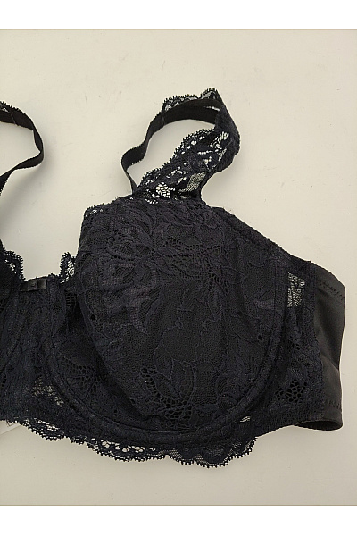 TRIUMPH Černá krajková kosticová podprsenka s měkkými košíčky Velikost EU 95C | TRIUMPH | obrázek 4