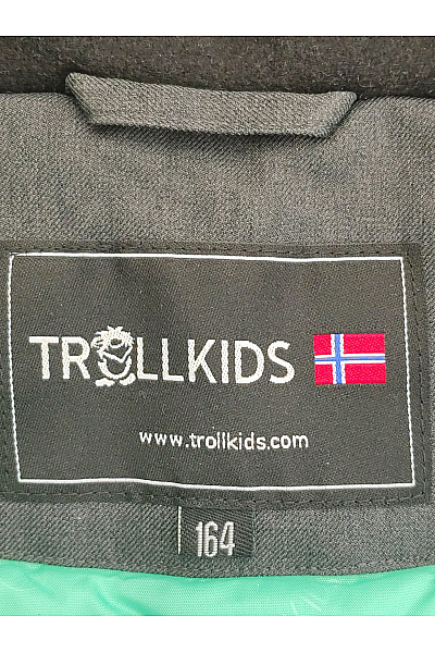 TROLLKIDS Černá zimní parka s kapucí a kožešinou Velikost EU 164 | TROLLKIDS | obrázek 9