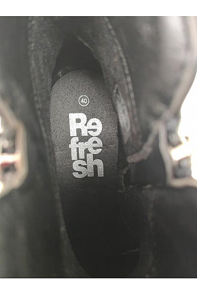 Refresh Černé kotníkové boty na platformě s přezkou Vel. EU 40 | Refresh | obrázek 11