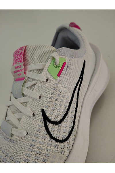 Nike Dámské tenisky Interact Run Bílé Vel. 38 | Nike | obrázek 7