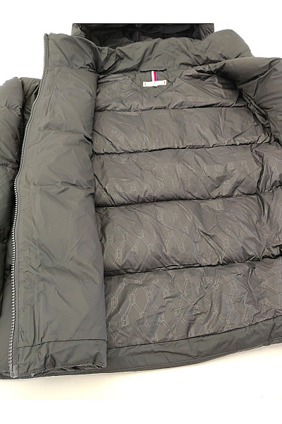 TOMMY HILFIGER Dámská černá prošívaná puffer bunda s kapucí Velikost US S | TOMMY HILFIGER | obrázek 8
