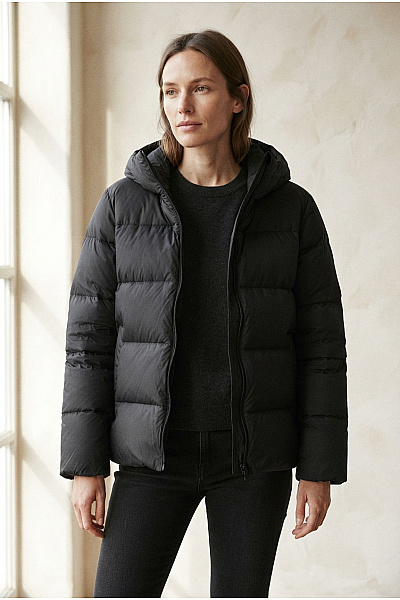 TOMMY HILFIGER Dámská černá Prošívaná Puffer Bunda S Kapucí Velikost US S