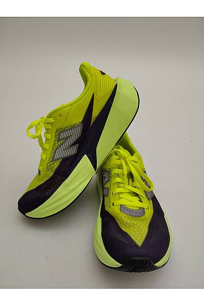 New Balance Dámské tenisky FuelCell Rebel v4 Žluté Velikost US 7 | New Balance | obrázek 9