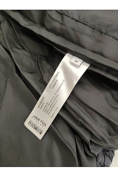 Dámská černá prošívaná puffer bunda s kapucí Velikost M | Unimoda | obrázek 7