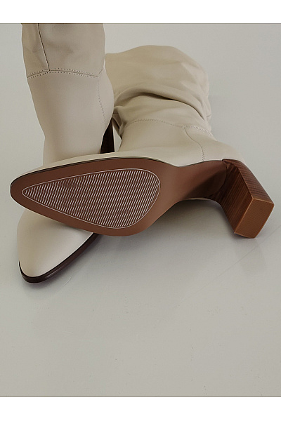 Béžové elegantní vysoké kozačky na podpatku se špičatou špičkou Velikost 38 | Unimoda | obrázek 4