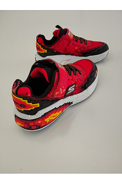 SKECHERS tenisky Dětské červené s pixelovým vzorem na platformě Vel. EU 31 | SKECHERS | obrázek 3