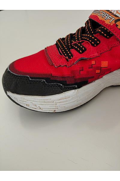 SKECHERS tenisky Dětské červené s pixelovým vzorem na platformě Vel. EU 31 | SKECHERS | obrázek 5