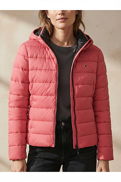 TOMMY HILFIGER Dámská červená Prošívaná Bunda S Kapucí Velikost L