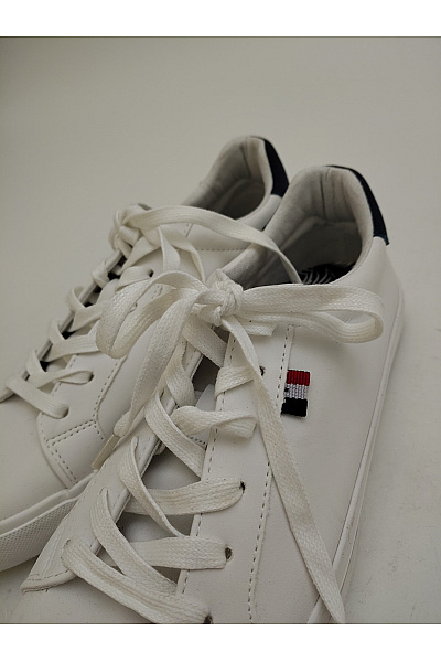 Pánské tenisky Tommy Hilfiger Essential Leather Sneaker Bílé Černé Vel. EU 41 | Unimoda | obrázek 6