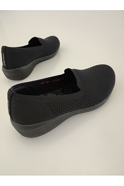 SKECHERS Dámské černé slip-on vycházkové polobotky Vel. EU 36,5 | SKECHERS | obrázek 5