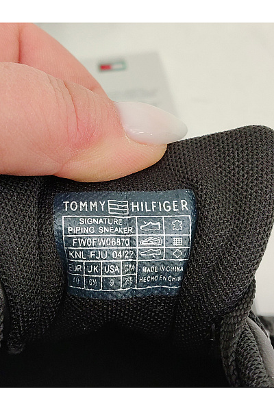 TOMMY HILFIGER Dámské tenisky Essential TH Gold Sneaker Černé Velikost EU 40 | TOMMY HILFIGER | obrázek 7