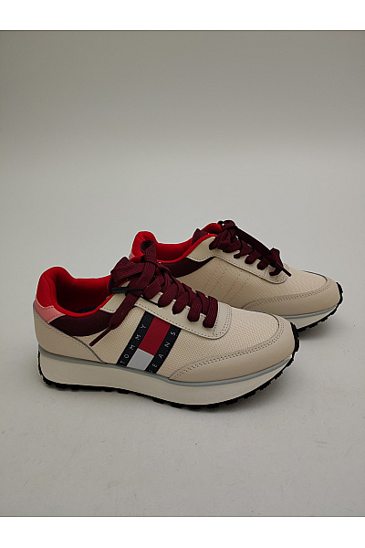 TOMMY HILFIGER Dámské tenisky Jeans TJW Retro Runner Cleated Béžové Červené Vel. EU 37 | TOMMY HILFIGER | obrázek 2