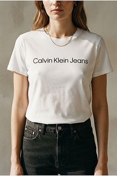 Calvin Klein Bílé Bavlněné Dámské Tričko S Krátkým Rukávem A Nápisem Vel. L