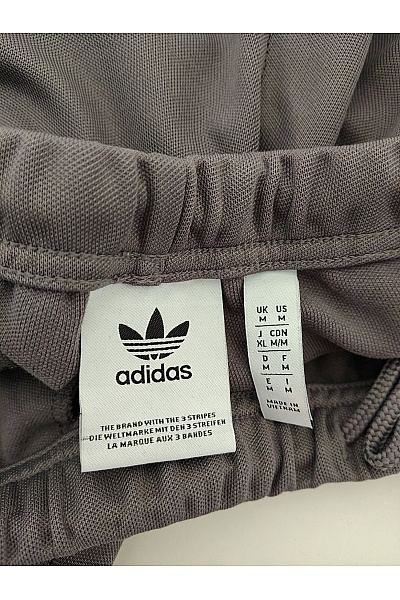 ADIDAS Šedé pánské tepláky s lampasem a kapsami Velikost US M | ADIDAS | obrázek 9