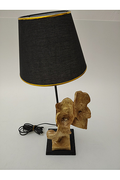 Stolní lampa s abstraktním podstavcem a černým stínidlem | Unimoda | obrázek 2