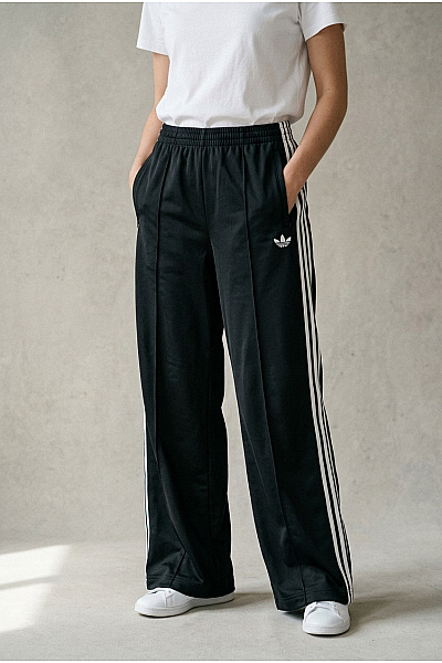 ADIDAS Černobílé Dámské Tepláky S širokými Nohavicemi A Lampasem Velikost US M