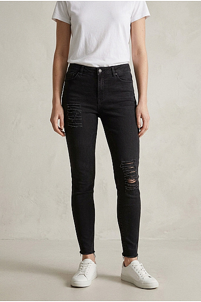 ONLY Dámské černé Skinny Džíny S Dírami A Roztřepenými Nohavicemi Velikost M