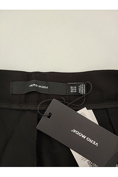 VERO MODA Dámské černé elegantní společenské kalhoty s puky | VERO MODA | obrázek 4
