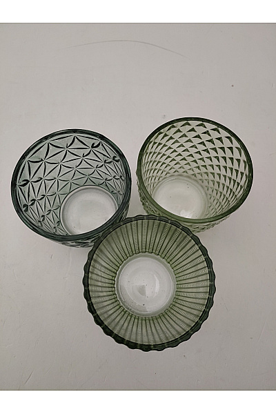 Sada dekorativních skleněných svícnů zelené barvy s reliéfním vzorem | Unimoda | obrázek 6