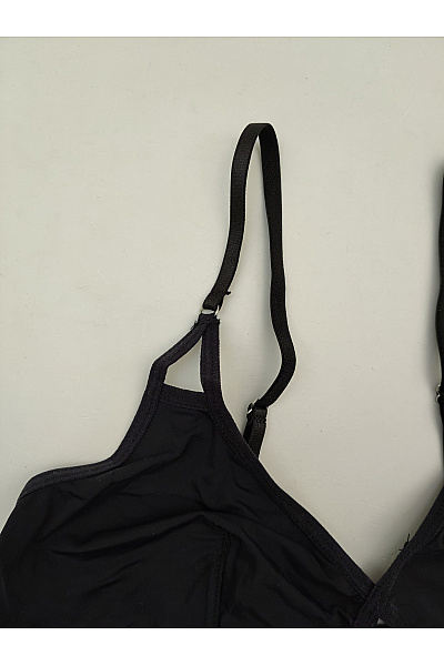 JUST FOR VICTORIA Černá braletová podprsenka s trojúhelníkovými košíčky a tenkými ramínky Vel. EU L | JUST FOR VICTORIA | obrázek 3