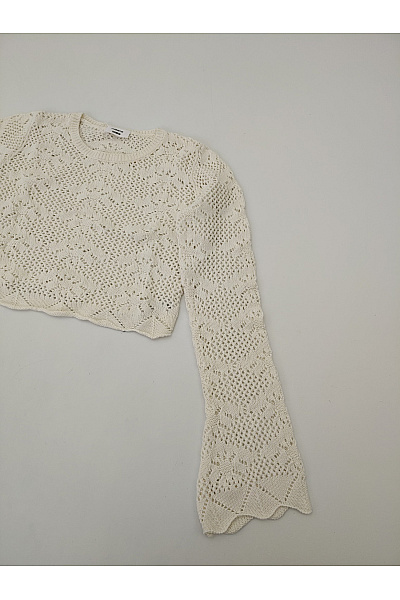 Béžová háčkovaná crop halenka s dlouhými zvonovými rukávy Vel. 38 | Unimoda | obrázek 3