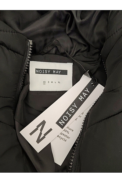 Noisy May Dámská černá dlouhá prošívaná zimní bunda s kapucí Velikost XS | Noisy May | obrázek 7