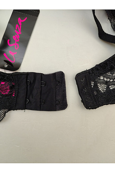 La Senza Černá krajková push up podprsenka s překříženými zády | La Senza | obrázek 6